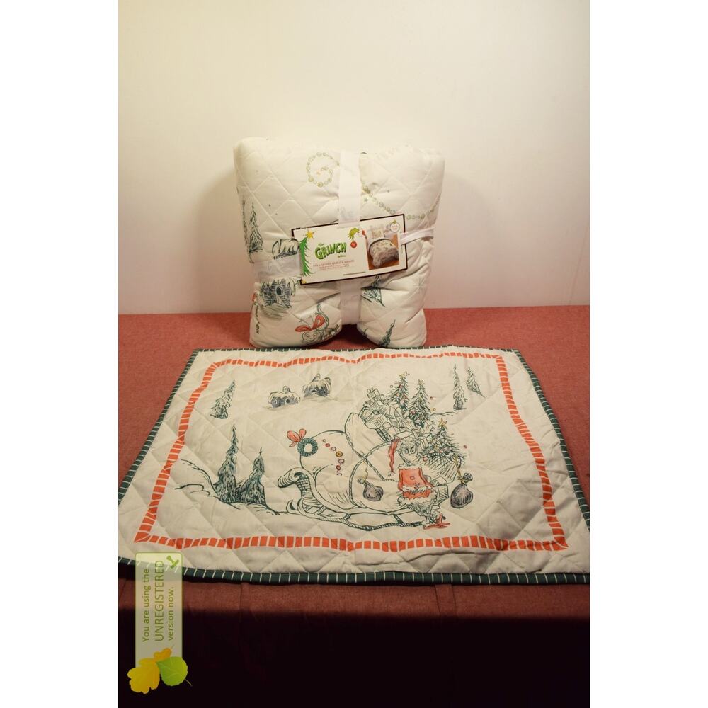 The Grinch Full/Queen Quilt & Sham (Incomplete)